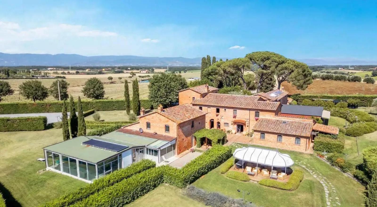 Agriturismo Le Torri Di Porsenna Petrignano Del Lago Luaran gambar