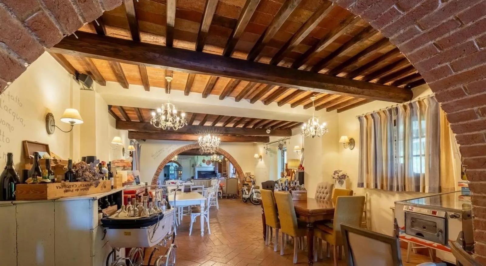 Agriturismo Le Torri Di Porsenna Petrignano Del Lago Luaran gambar