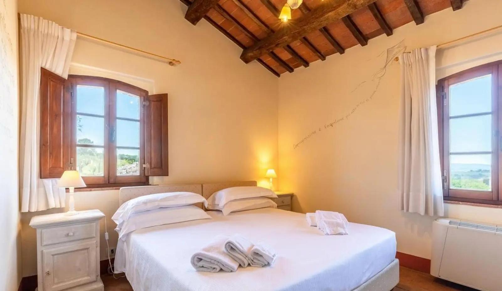 Agriturismo Le Torri Di Porsenna Petrignano Del Lago Luaran gambar