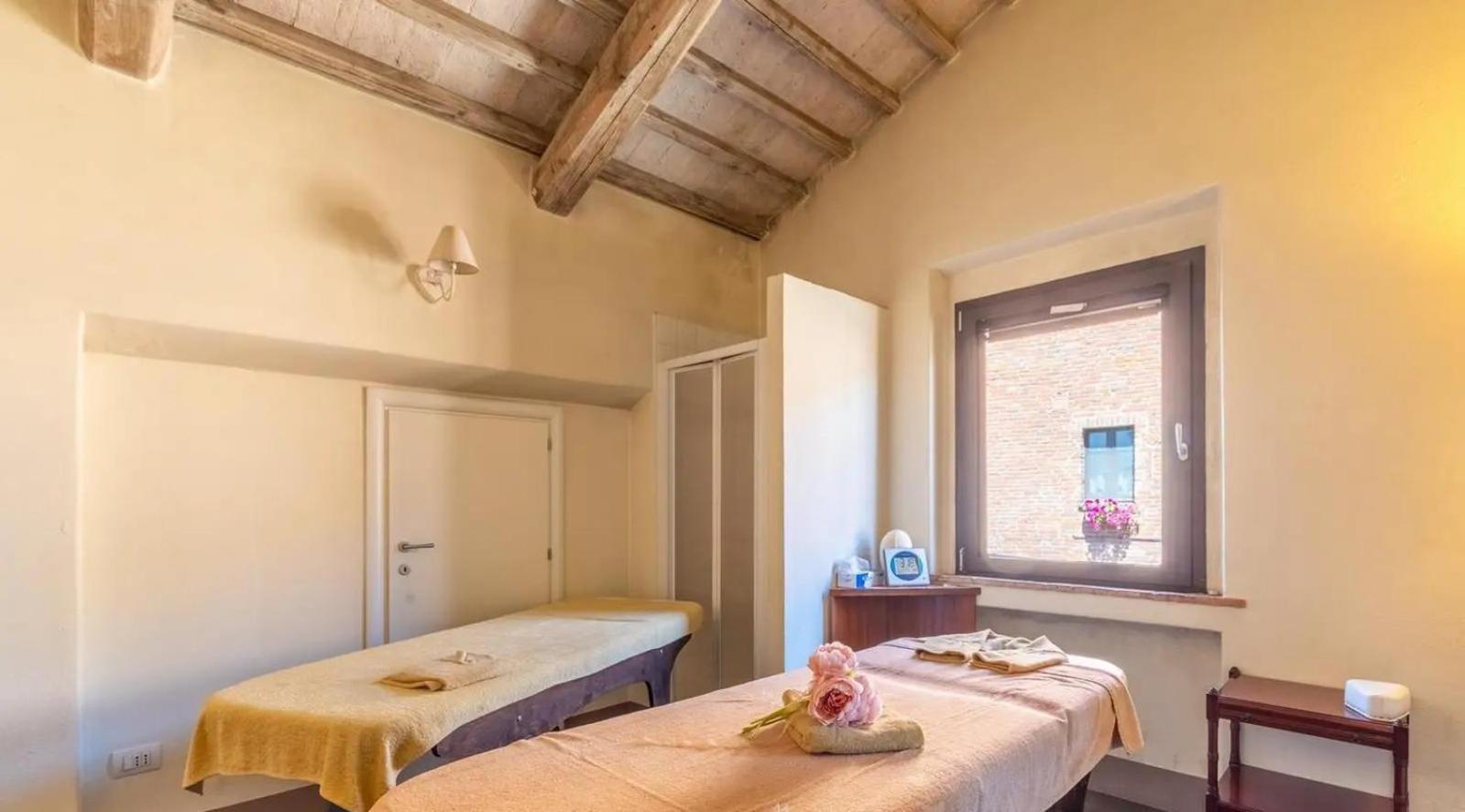 Agriturismo Le Torri Di Porsenna Petrignano Del Lago Luaran gambar